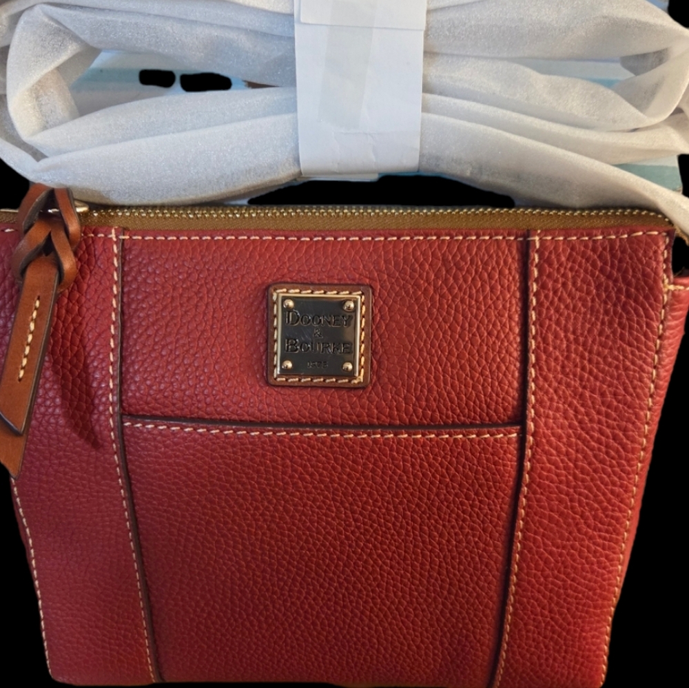 Dooney & Bourke Red Leather Crossbody Bag..discounted Shipping